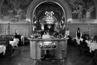 L1000761.2048px 1.jpg