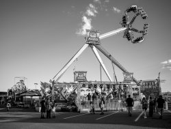 B0017544bw1500.jpg