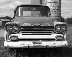 L1003755 DNG Truck in Palmer P2048.jpg