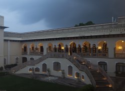 rambagh-stairs-dusk-1600.jpg