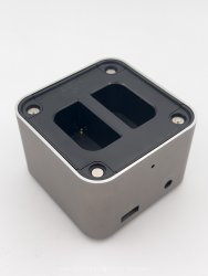 04_Charger_Batteries_IMG_2847.jpg